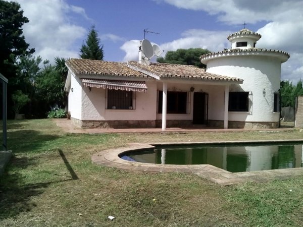 Bankbeslag villa tussen Estepona & Marbella met 100% hypotheek